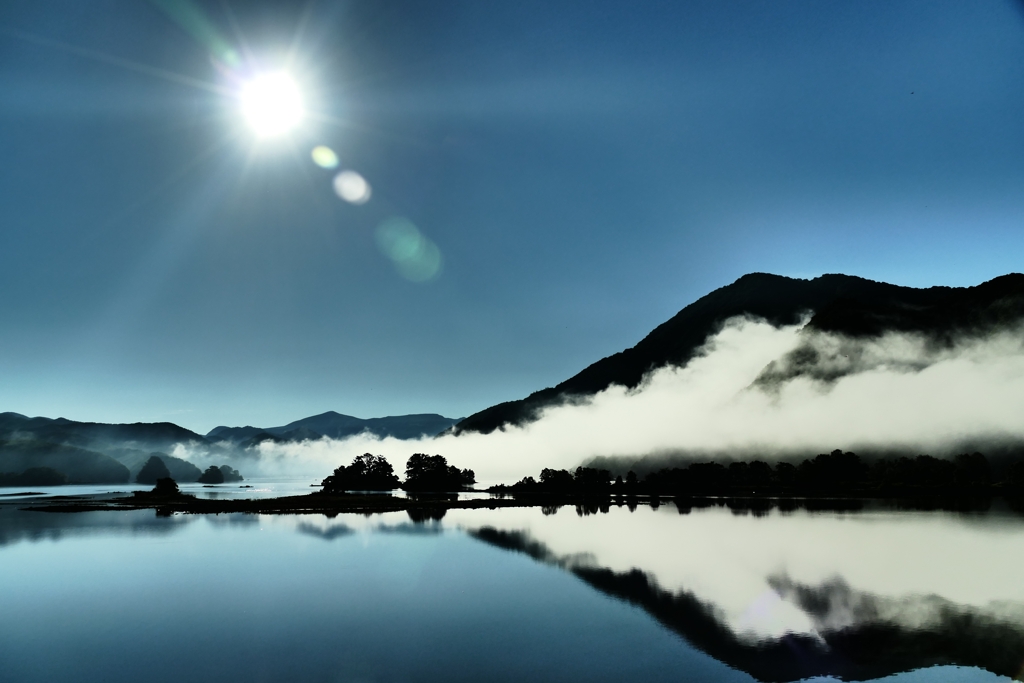 朝霧の秋元湖４