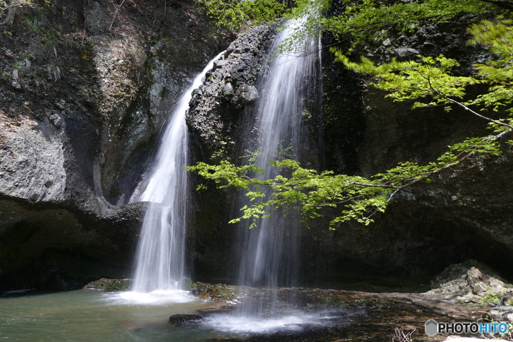 月待の滝