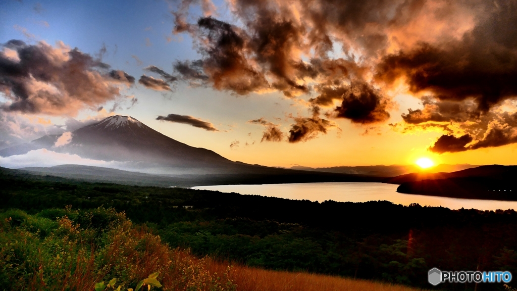 富士と山中湖 2