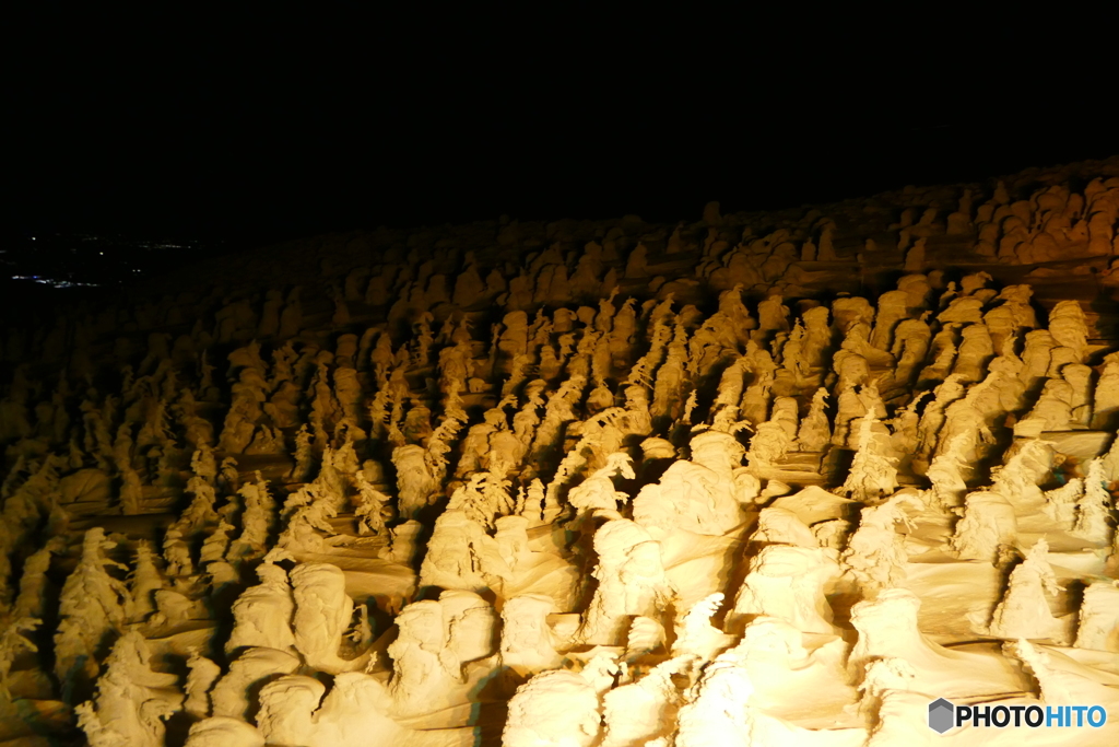 樹氷ライトアップ４