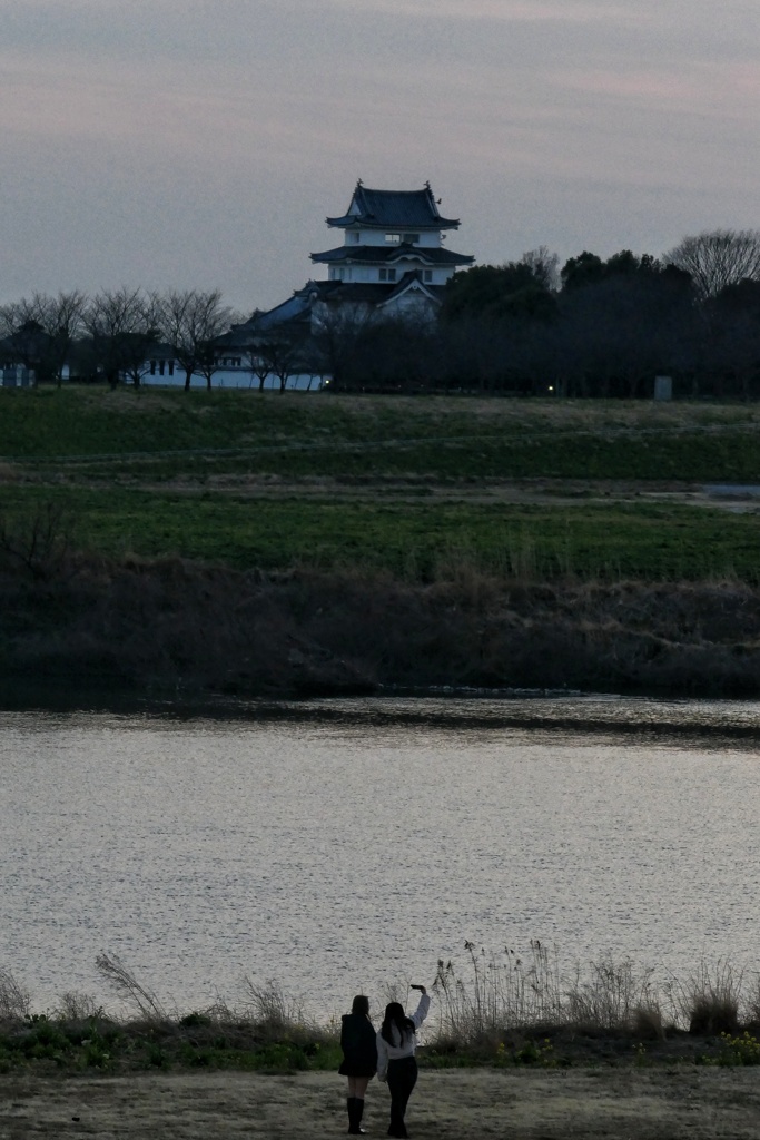 利根川夕景