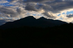 シルエット磐梯山