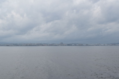 海のある町