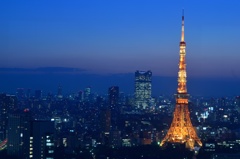 TOKYO TOWERS