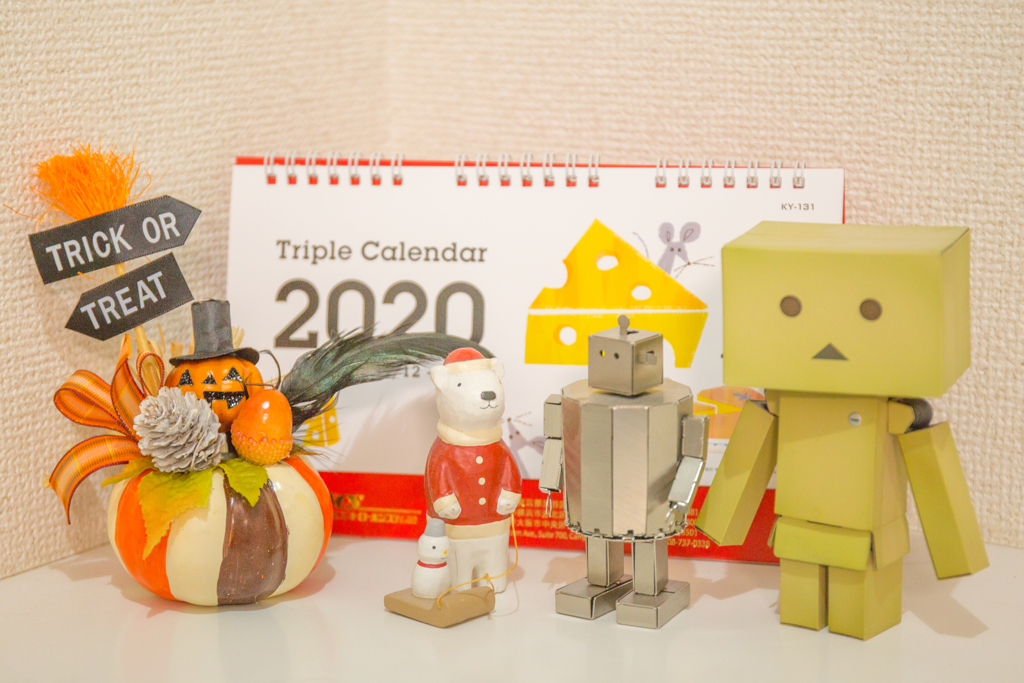 季節感めちゃくちゃな玄関飾り。