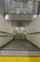 内幸町駅・降りる