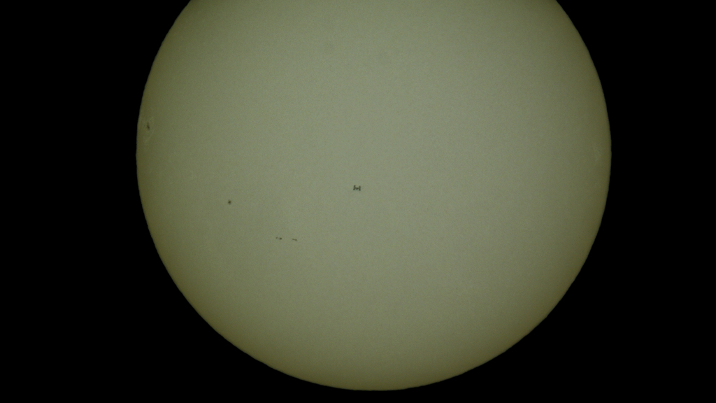 ISS（国際宇宙ステーション）太陽面通過（1）