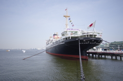 横浜港　船