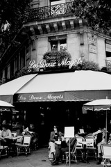 Les Deux Magets