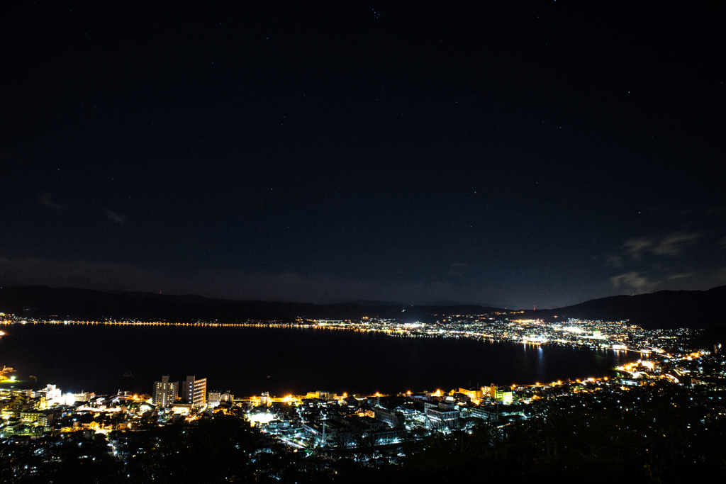 諏訪湖の夜景