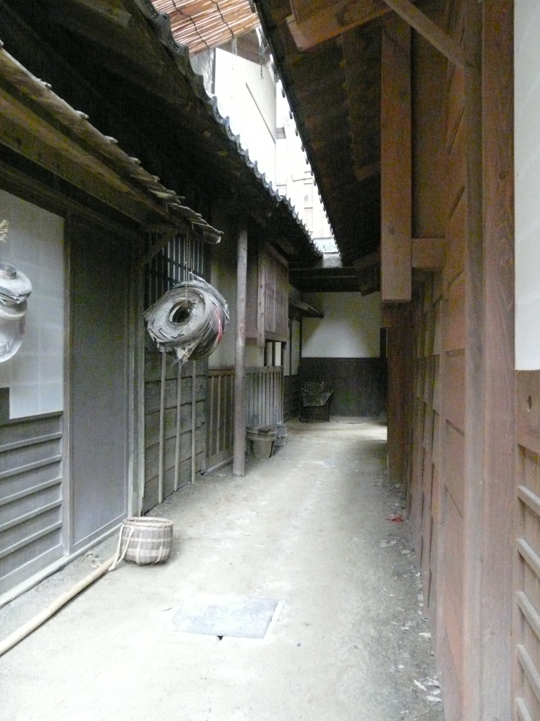 路地