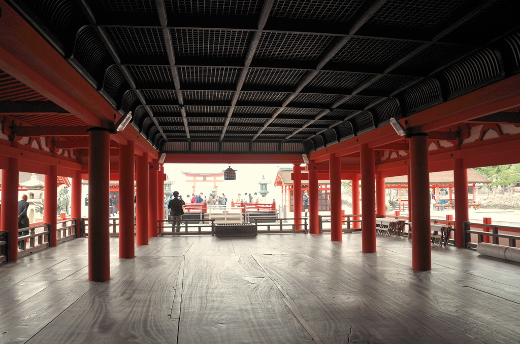 厳島神社