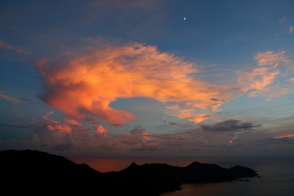空と海と雲と