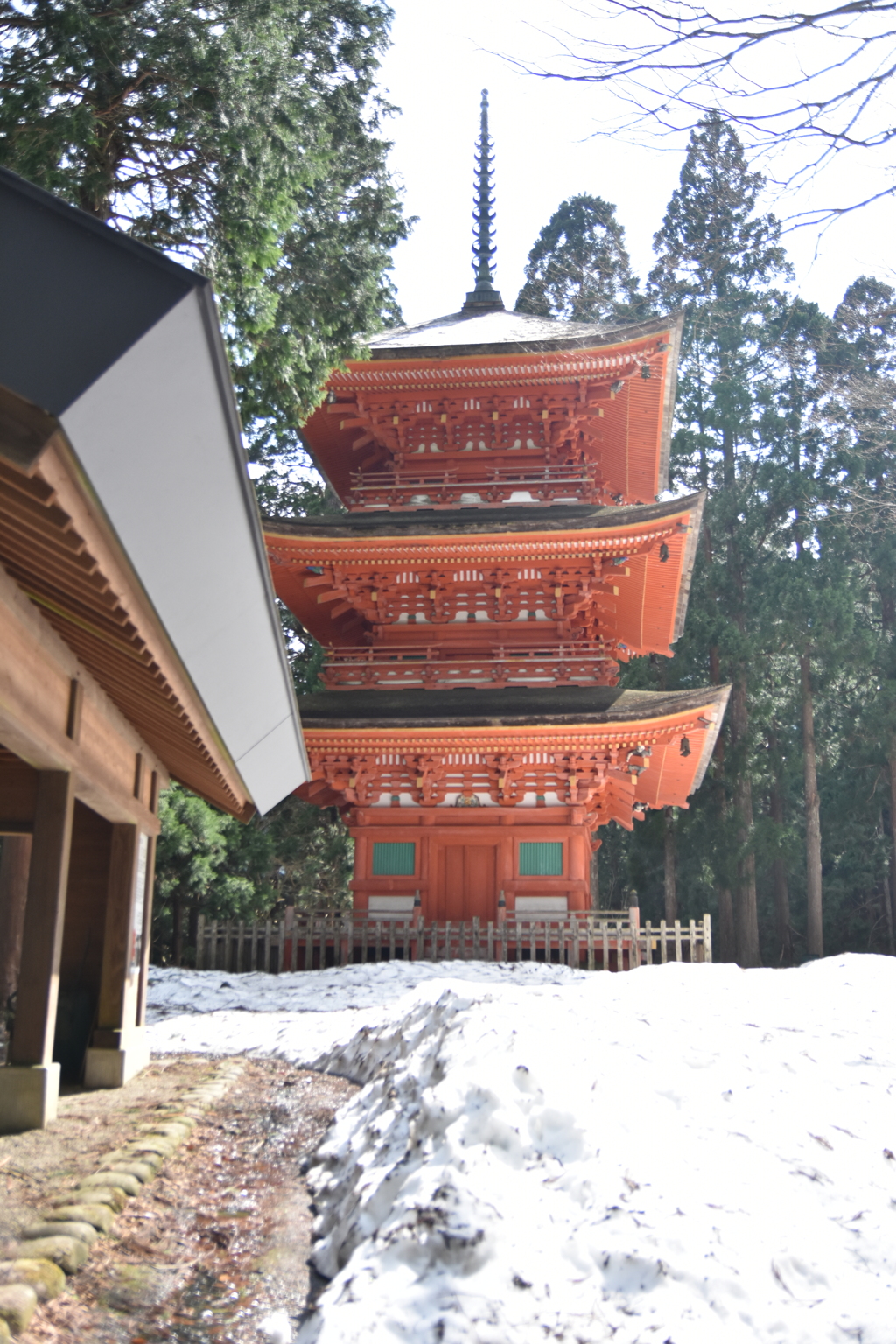 但馬國　小佐の郷　妙見山　名草神社三重塔
