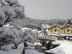 但馬國　出石城前　雪景色