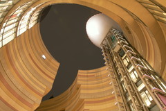 難波パークスの夜