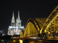 ケルン大聖堂とホーエンツォレルン橋