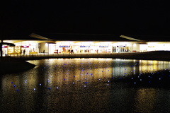 ショッピングモール