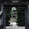 寺の門