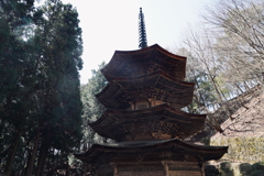 八角の塔 a