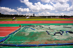 雲低く　スポーツの秋