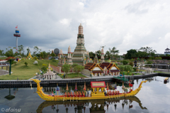 Wat Arun by Lego