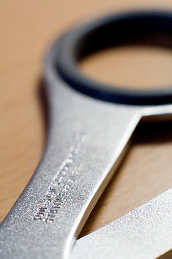 sus scissors