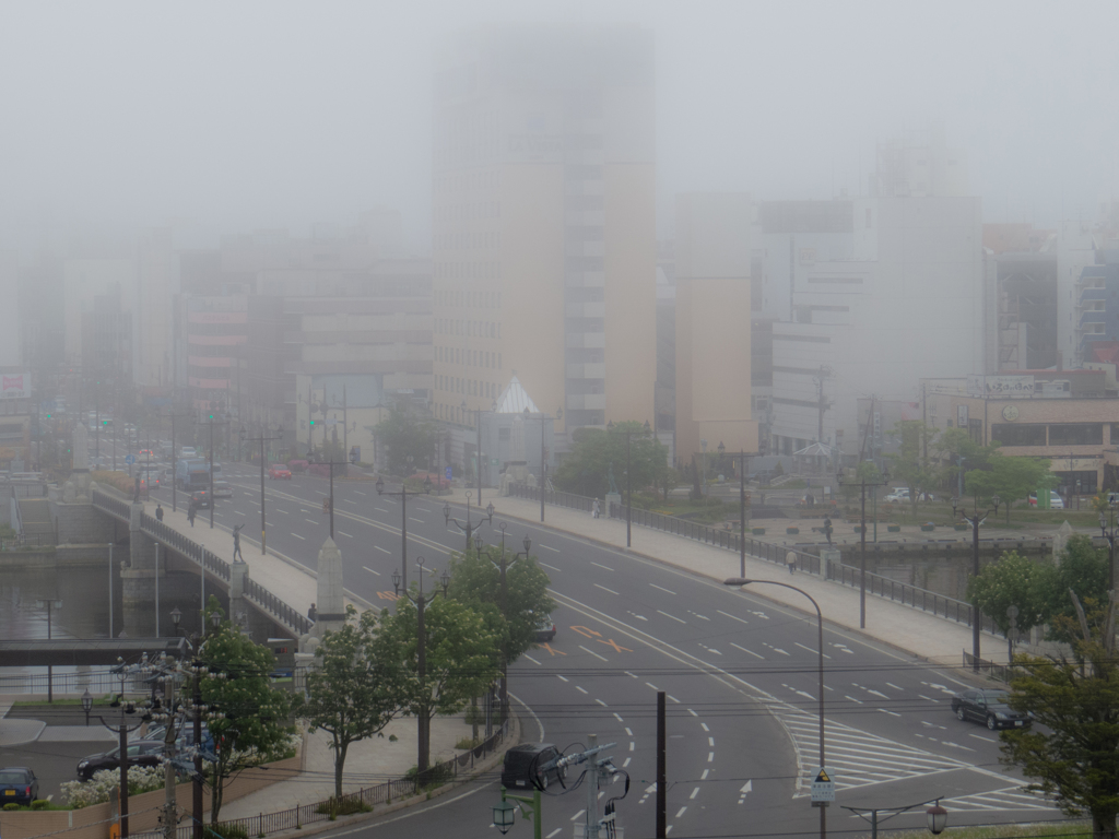 霧の街釧路-0818