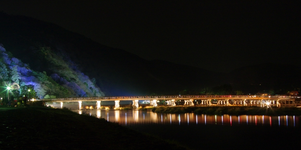 灯りの橋