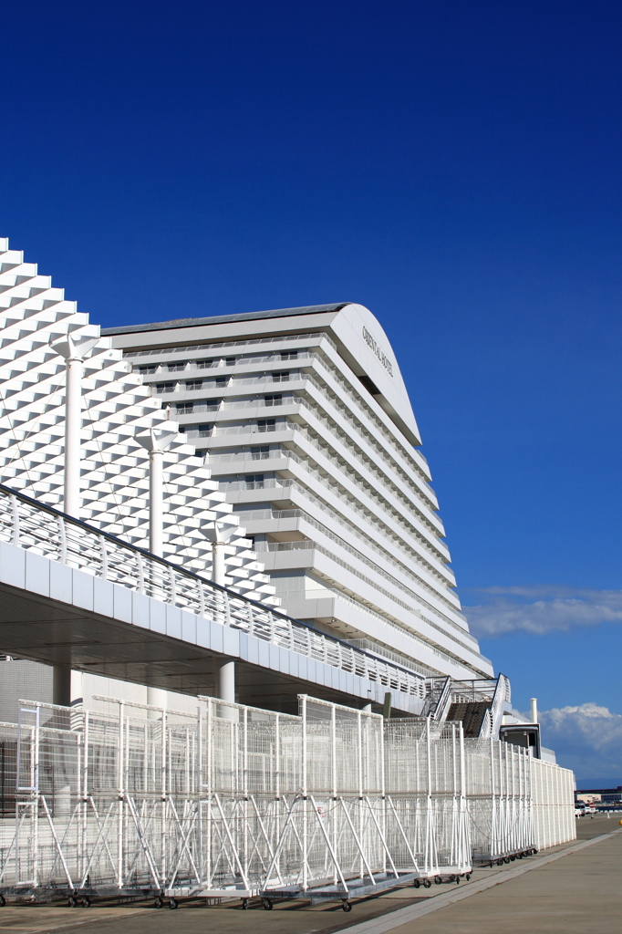 kobe-bay-blue