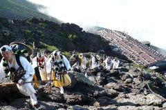 富士山アタック黒鳥隊。100723-163303