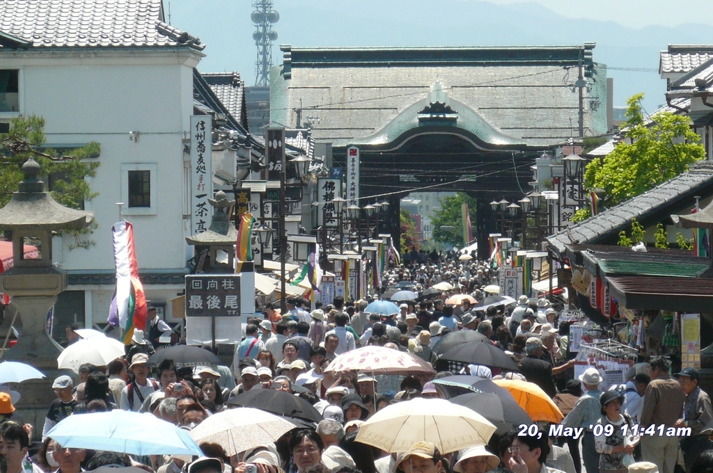 090520-114123善光寺御開帳