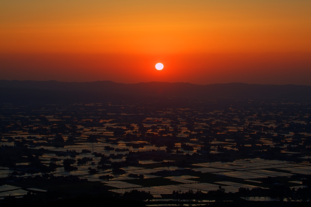 夕暮れの散居村HDR1-1