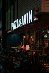 PIZZA & WINE