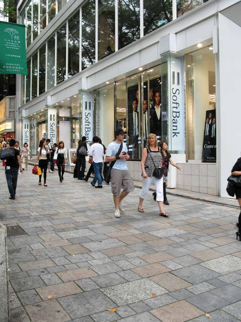 ♪あの頃の未来に僕らは立っているのかなぁすべてが思うほどうまくはいかないみたいだ