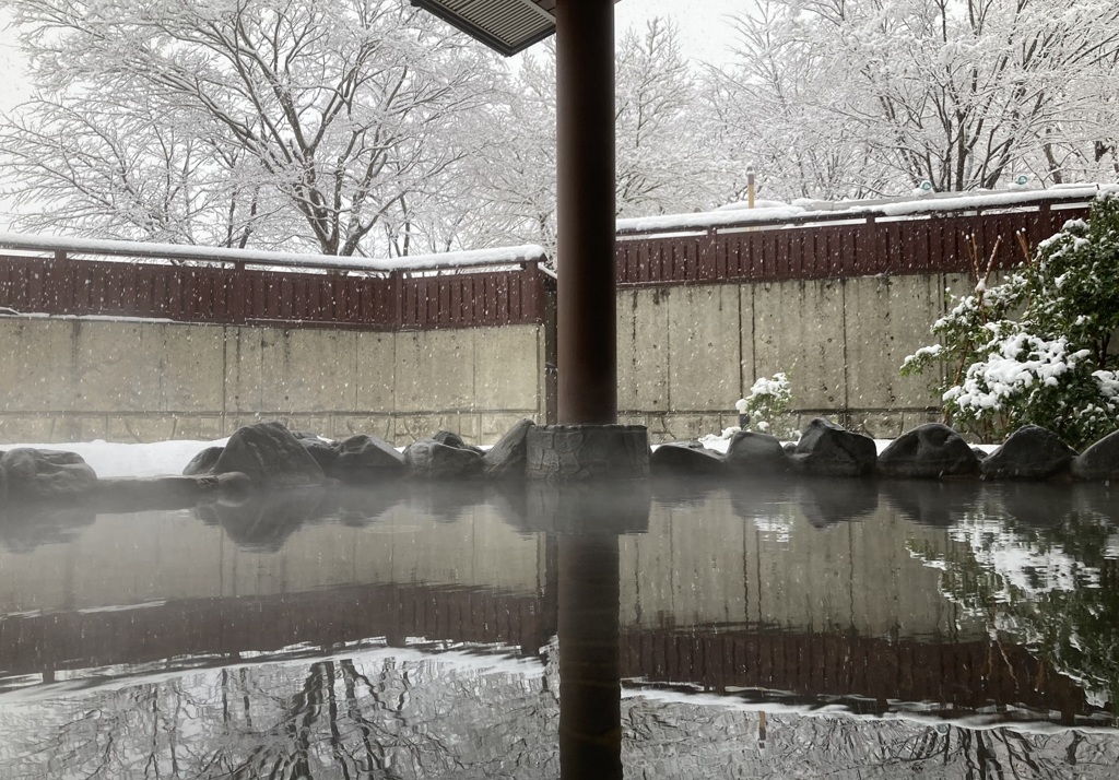 雪見露天風呂