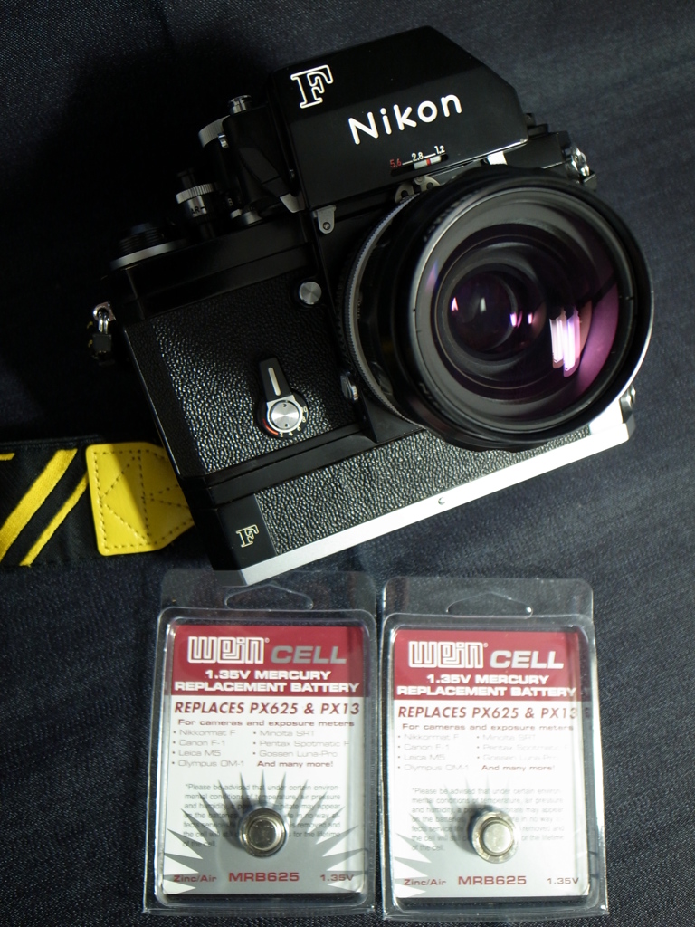 Nikon F FTn / 1.35V