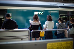 通過列車