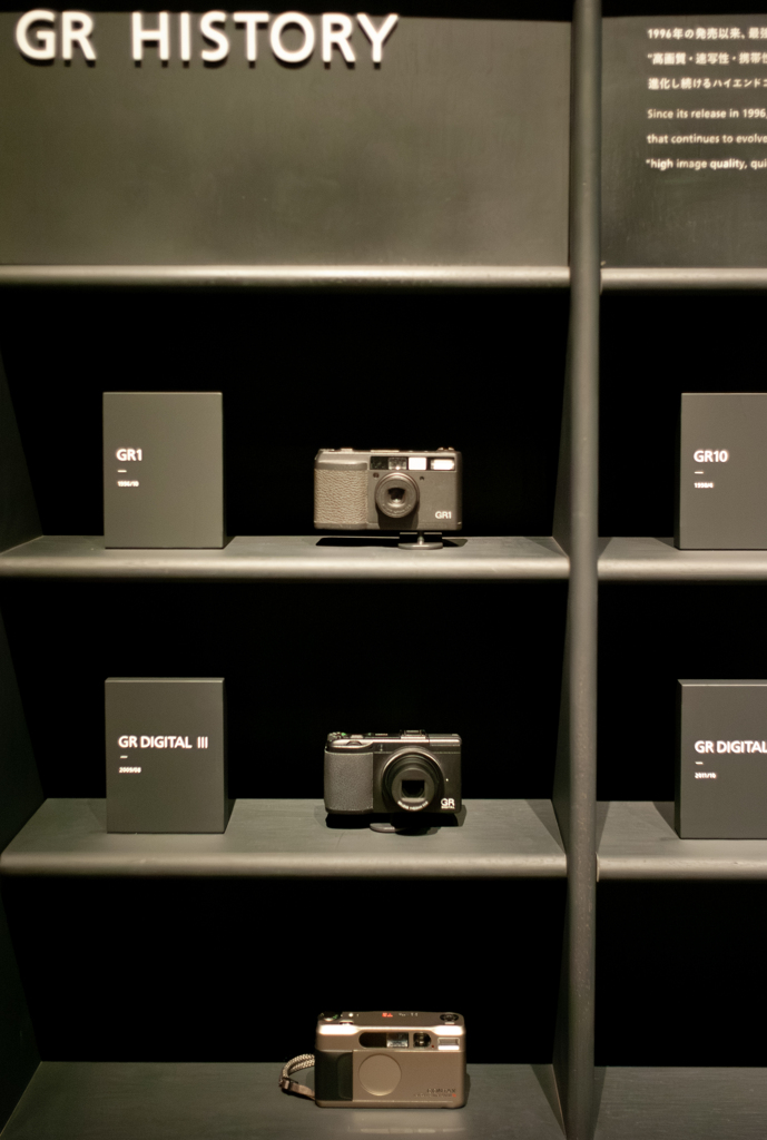 RICOH vs CONTAX