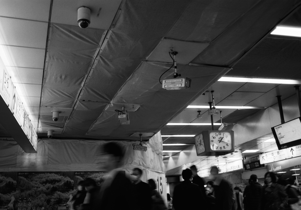 新宿駅／カメラ