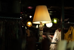 アンティークショップ