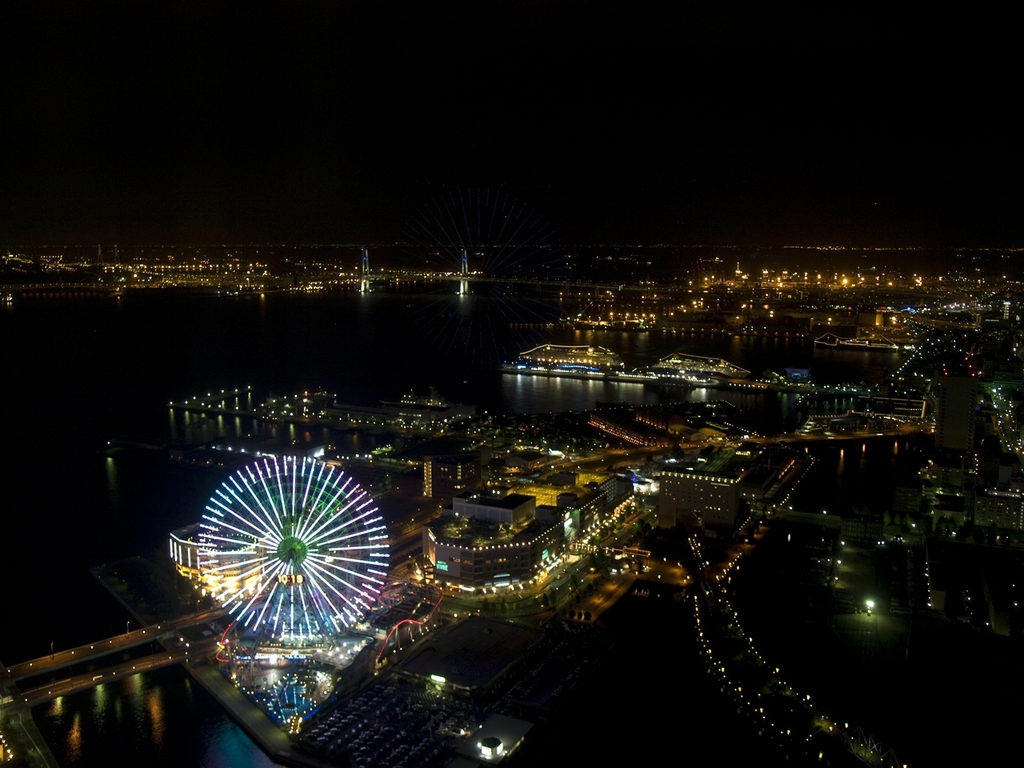横浜みなとみらい21地区の夜景
