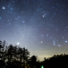 夏空に昇る冬星座