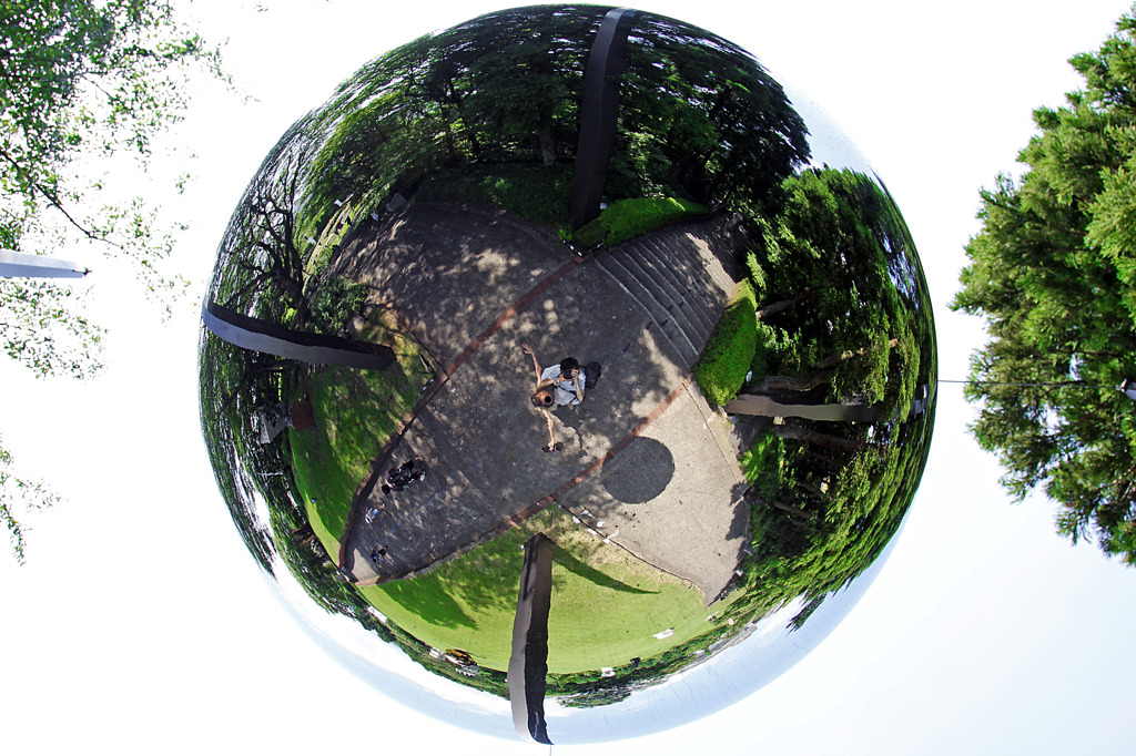 Happy Sphere