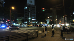夜の水道町交差点