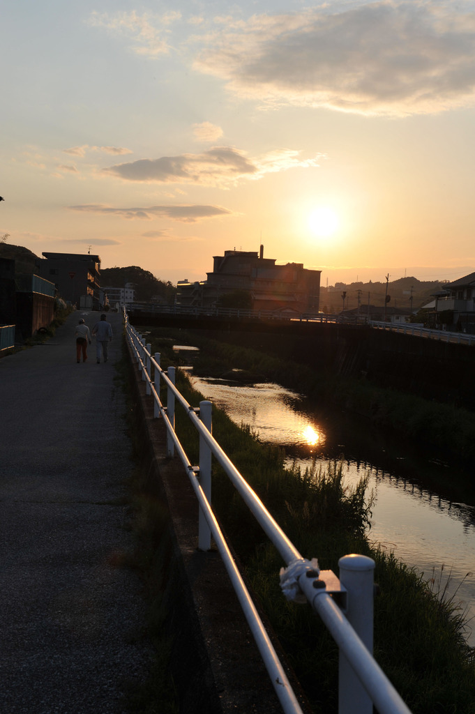 夕暮れの神田川（こうだがわ）