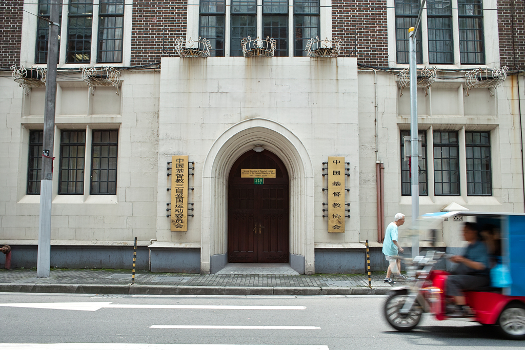 E593BD18-E656-40B5-8D12-B758E4DE7B01