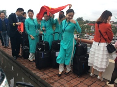 ハノイに凱旋大騒ぎ