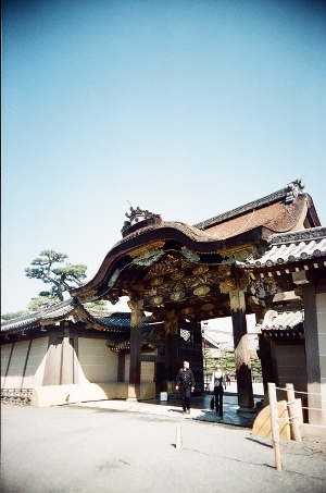 二条城入口付近