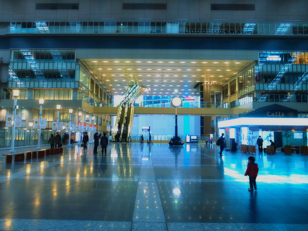 大阪駅より 02/HDR